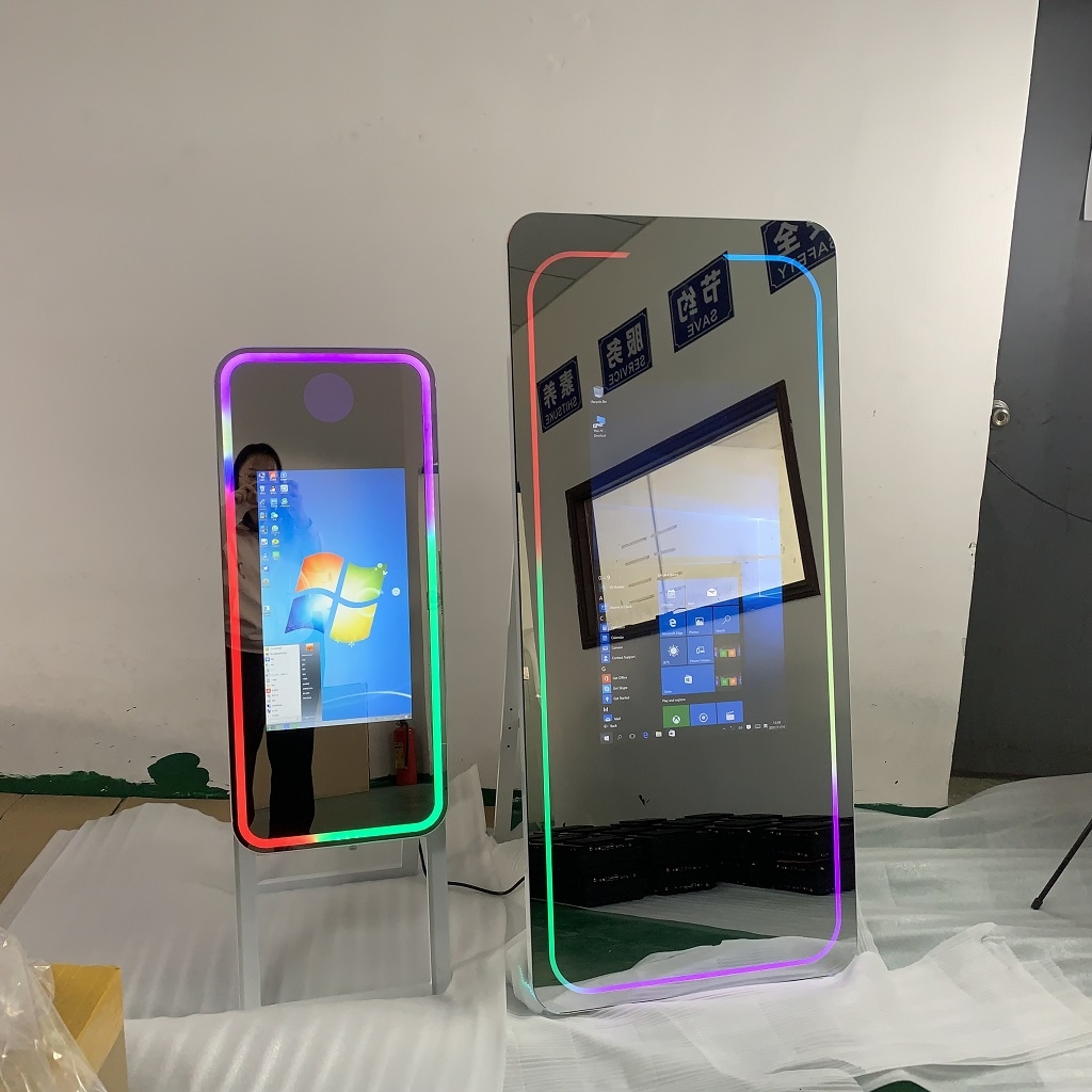 Cabina dello specchio della foto del selfie del selfie di fotobooth magico per la festa o il matrimonio